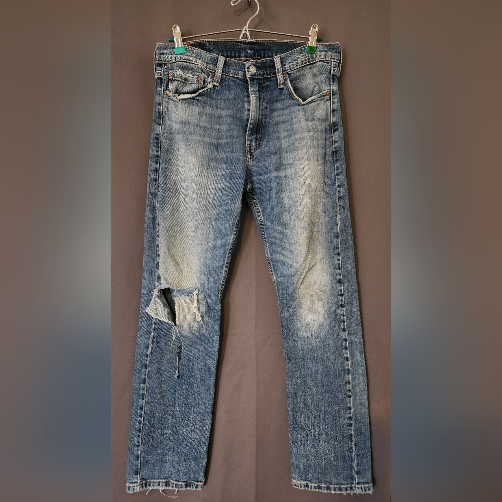Levi Strauss 513 Jeans, Men's size 32W X 30L Levi Straight Leg Denim Blue Jeans
